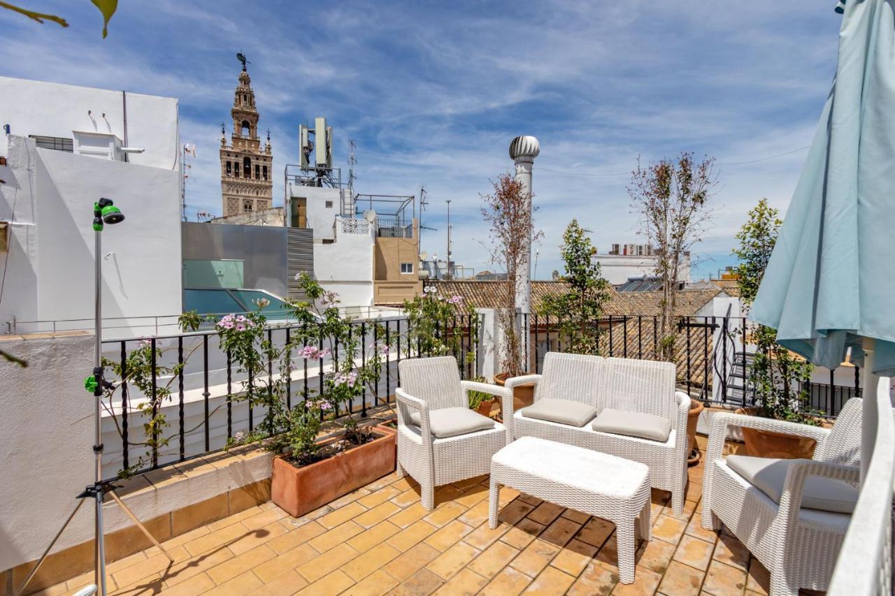 Ferienwohnung Abades Giralda Deluxe By Valcambre Sevilla Exterior foto