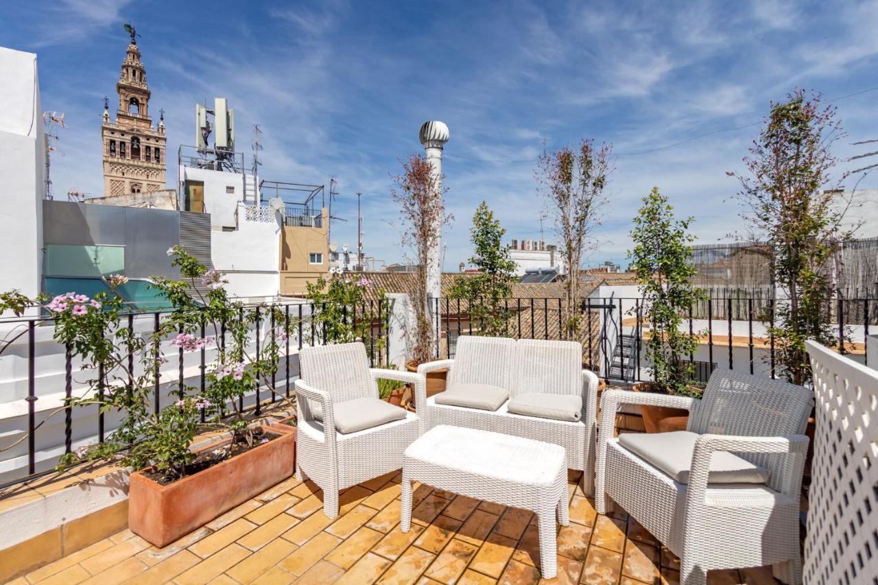 Ferienwohnung Abades Giralda Deluxe By Valcambre Sevilla Exterior foto